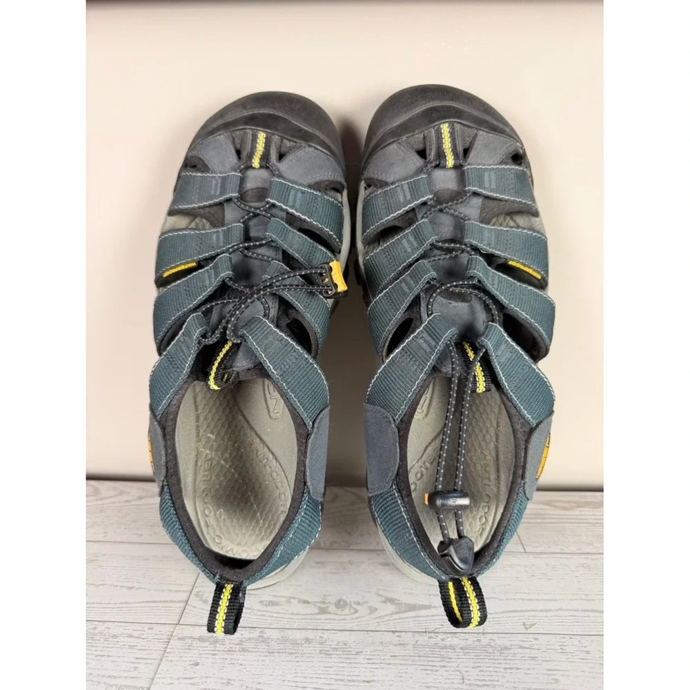 KEEN Men's Water Sandals‎ Size 11.5 US Grey Yellow Newport H2